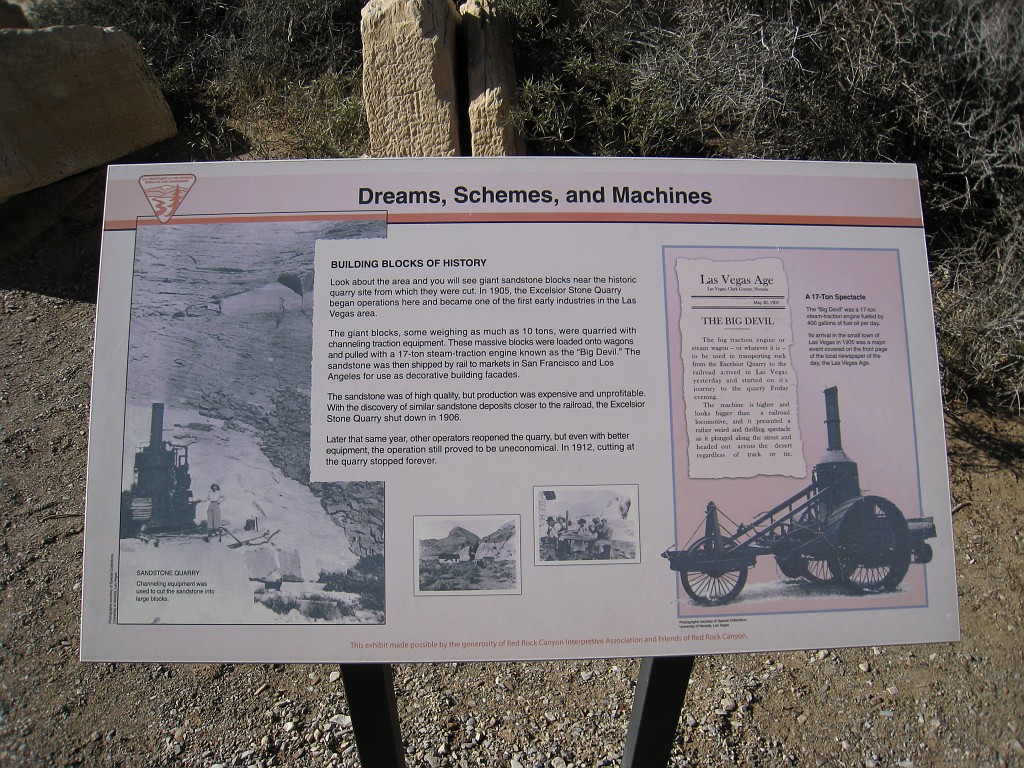 Las Vegas 2010 - Red Rock 0621.JPG - The 2010 Las Vegas Fire - Ice and Sweat Tour. Half Marathon, Red Rock Canyon, Casinos, Valley of Fire.... and buffets!